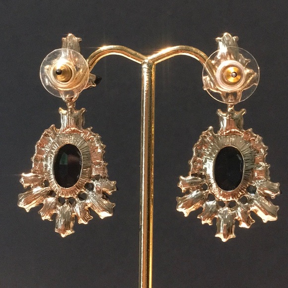 Black rhinestone/gold tone drop/dangle post earrings EUC Gorgeous sparklers - Picture 9 of 10